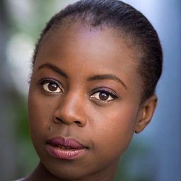 Ratidzo Mambo 飾演 Daphne