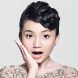 李馨巧 飾演 Mrs. Yip