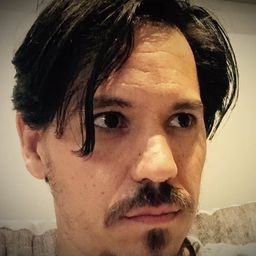 Miguel Muñoz Segura - 小飛象演員 飾演Ivan