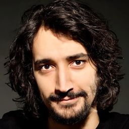 坎納·奧祖特盧 飾演 Fal Kafe - Erkek