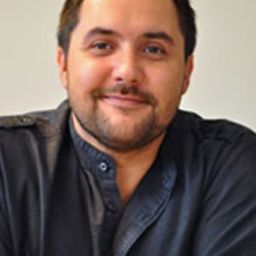 Marc Duquenoy - 蟲蟲的故事演員 飾演Additional Voices (voice)