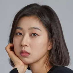 樸芝妍 飾演 Harmony Choir / Sil Soo-ro