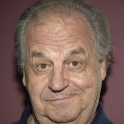 布萊德·杜瑞夫 - 哨牙嘜鬼火驚魂演員 飾演Sarge (voice)