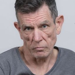 Didier Nobletz 飾演 Michel Coutou