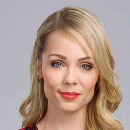 羅娜‧雲迪 - 特務愛很大演員 飾演Britta