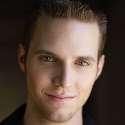 約翰·康得立克 飾演 Brett (uncredited)