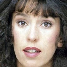 Anémone 飾演 Thérèse de Monsou dite « Mme S.O.S »