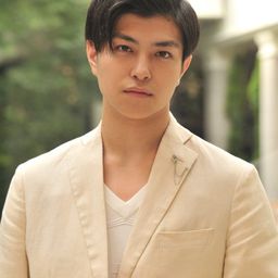 桜木那智 飾演 Gai Amatsu / Kamen Rider Thouser