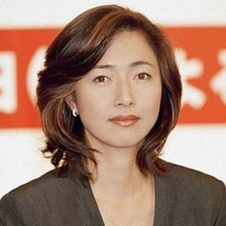 高樹沙耶 飾演 Reika