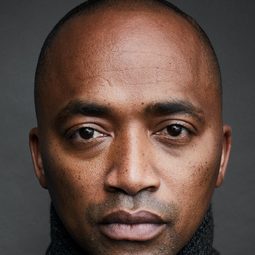 DaJuan Johnson - 推動搖籃的手演員 飾演Police Officer