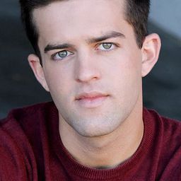 Taylor Emerson 飾演 Widdy Lowry