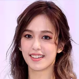 陳庭妮 飾演 Monica