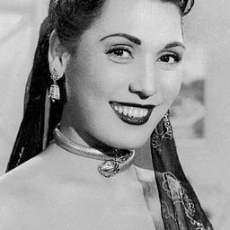 塔赫亞·卡瑞歐卡 飾演 Tahia