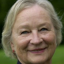 Margreth Weivers 飾演 Elsa, Annika's Mother