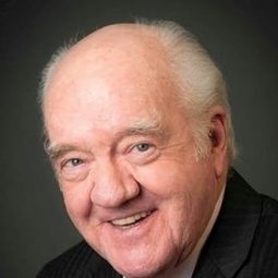 理查·赫德 - 訪．嚇演員 飾演Roman Armitage