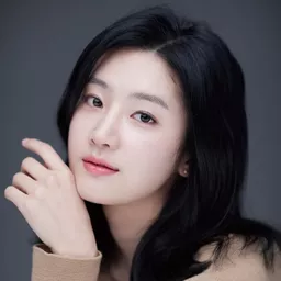 朴柱炫 飾演 Sim Yoo-ra