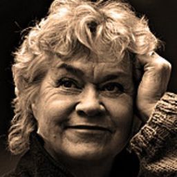 Marja Packalén 飾演 Judge