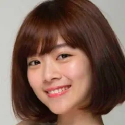 陳怡溱 - 器子演員 飾演Jewel Hsu