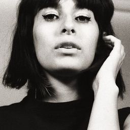 艾麗西亞·科昆諾內茲 飾演 