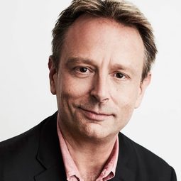 Dean Georgaris - 崔斯坦與伊索德編劇