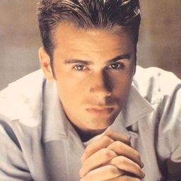 Jamie Walters 飾演 Mitch