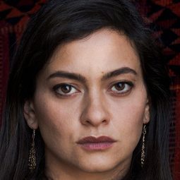 Shaden Kanboura - 地中海鬱到病演員 飾演Raneen