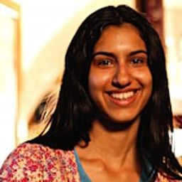 Raisa Mihai 飾演 Fernanda