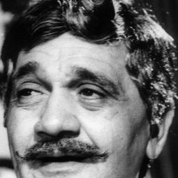 Om Prakash 飾演 Dayaram