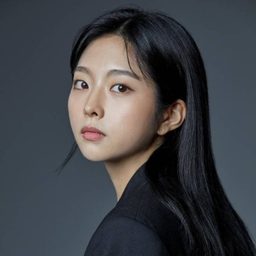 Seo Soo-hee - FIGHTING！女孩們演員 飾演Yeon-woo