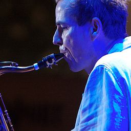 Ian Ritchie 飾演 Self - Saxophone