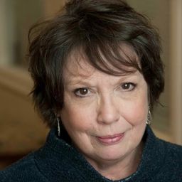 Pam Dougherty - 撒旦的恐慌演員 飾演Cat Lady