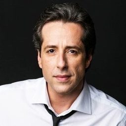 歐塔維歐·馬欽斯 - 冇得輸演員 飾演Ministro Francisco Bittencourt