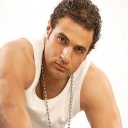 穆罕默德·諾爾 飾演 