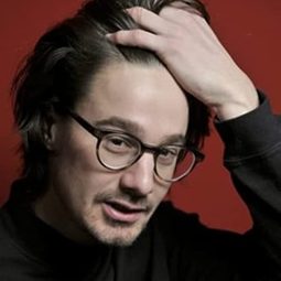 Sam de Jong - 高蒂導演