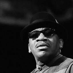 John Lee Hooker 飾演 Self