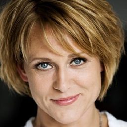 Charlotte Fich 飾演 Jette