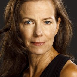 Michelle Keller 飾演 Neva Mullins