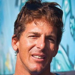 Andy Irons 飾演 Himself