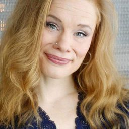 Maria Järvenhelmi 飾演 Mirja