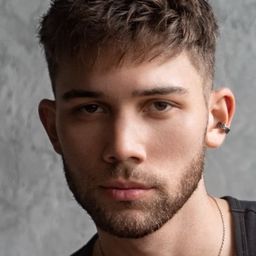 Grant Knoche 飾演 Himself