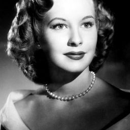 Penny Edwards 飾演 Connie Hudson