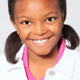 Whitney Wilcox 飾演 Child in Kitchen