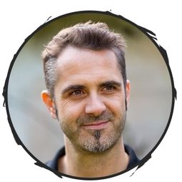 Joeri Christiaen - 850 Meters導演