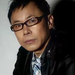 Zhang Yijun 飾演 Healer