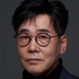 李允熙 - 陰謬演員 飾演Acting Governor