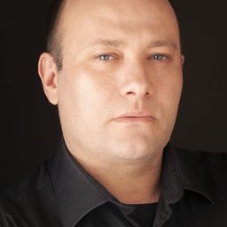 Hugo Mestre Amaro - Parque Mayer演員 飾演Funcionário Mitra