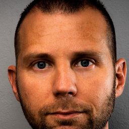 克里斯汀·伊布拉 飾演 