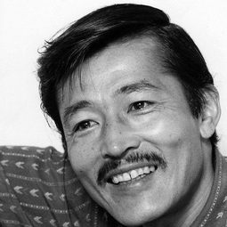 藤龍也 飾演 Father