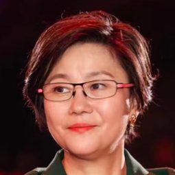 李少紅 - 紅西服導演