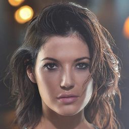 Eva Hamilton - Death Kiss演員 飾演Ana